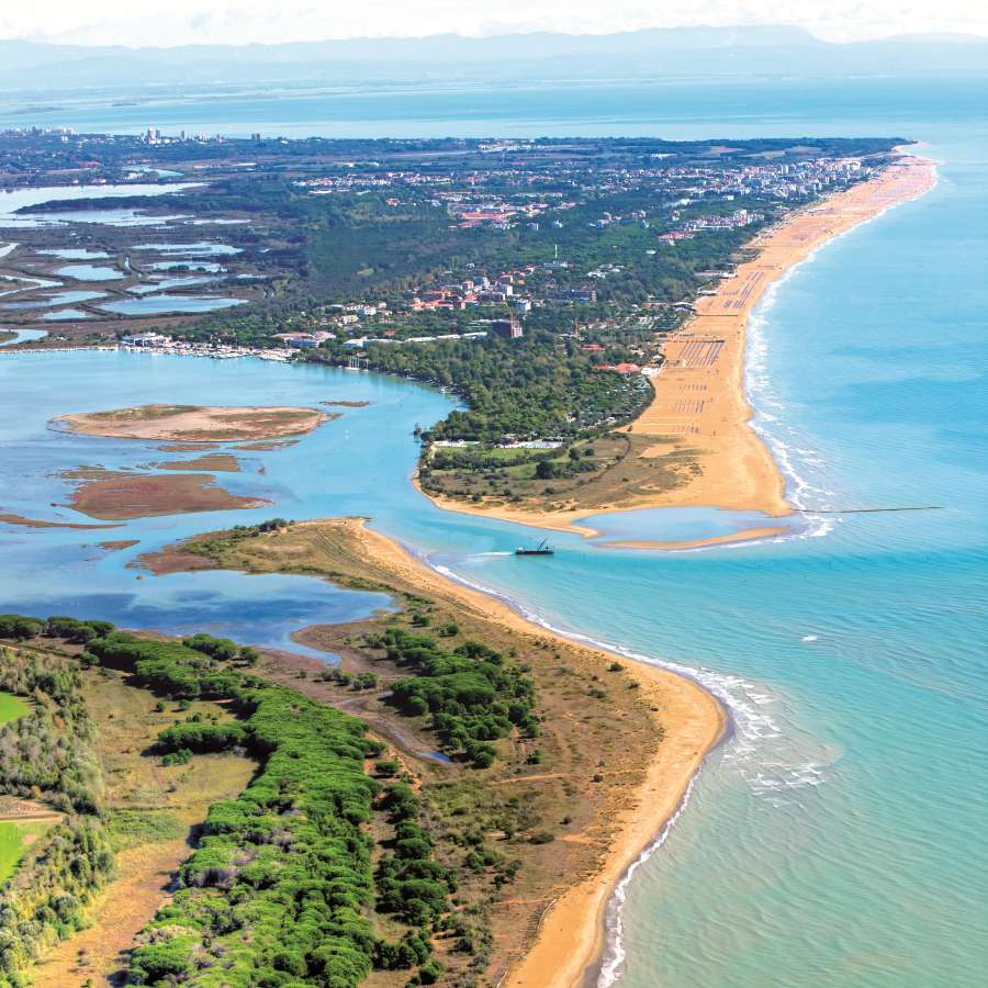 Bibione coi bambini  tra spiaggia  natura cultura Family Travel Blog