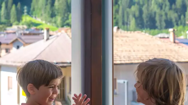 Quest'Estate vieni in vacanza con tutta la famiglia. I nostri piccoli ospiti soggiornano gratuitamente.